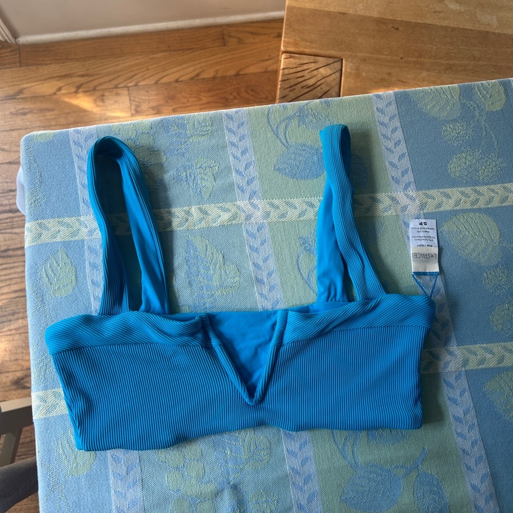L Space Lee lee bikini top size small , never worn